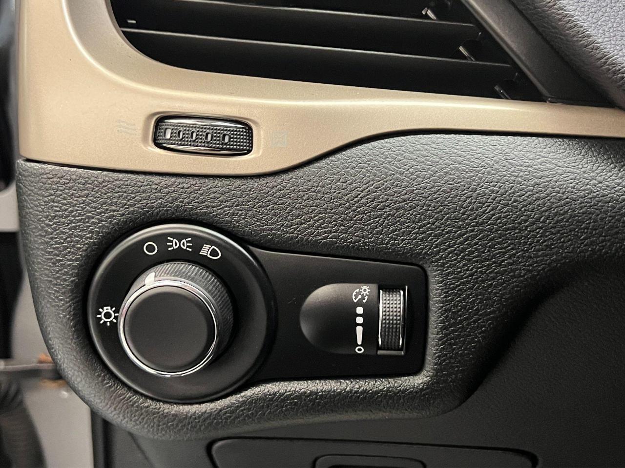 2015 Jeep Cherokee SPORT+Camera+Bluetooth+Remote Start+CLEAN CARFAX - Photo #48