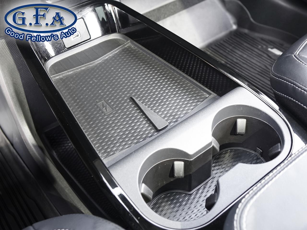 2022 Ford Mustang Mach-E GT, AWD, PAN ROOF, NAV, Extended Range Battery Photo