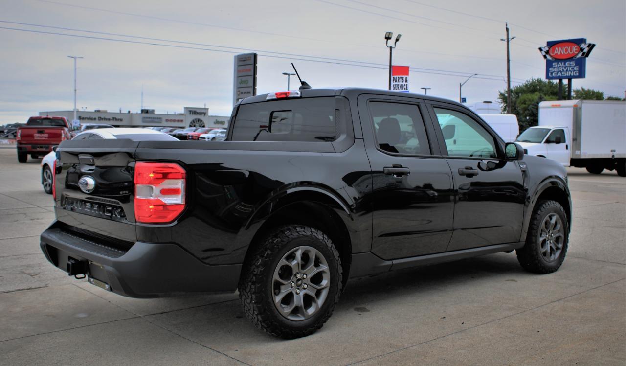 2022 Ford Maverick XLT AWD SuperCrew Photo