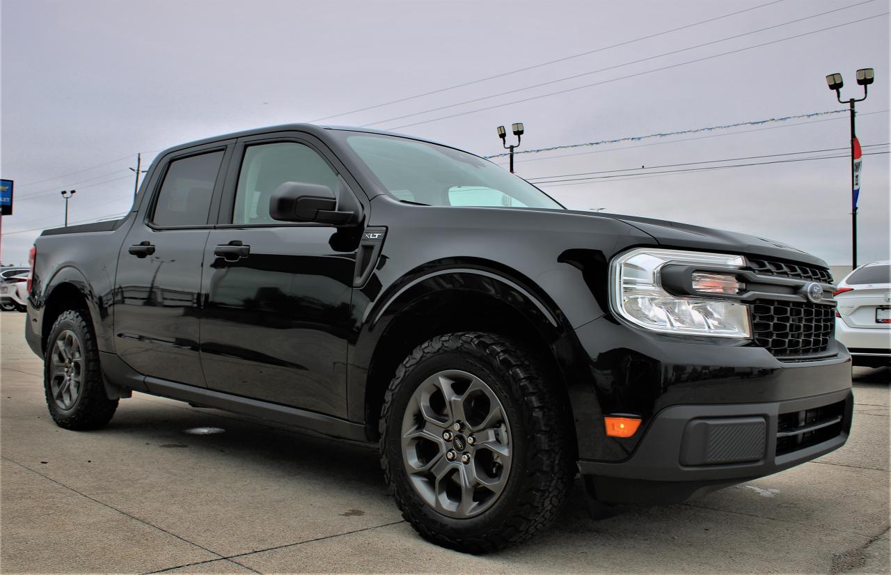 2022 Ford Maverick XLT AWD SuperCrew Photo