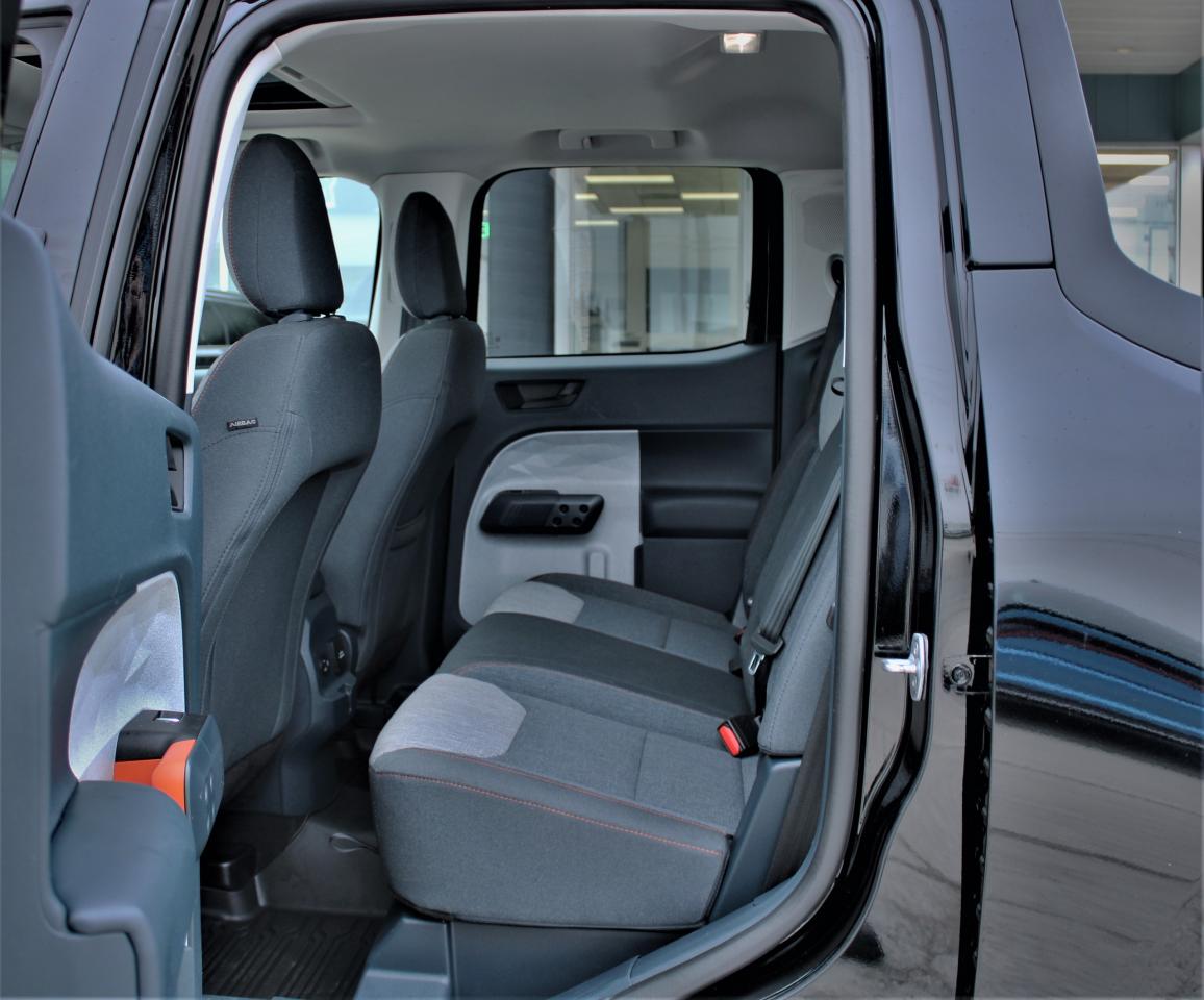 2022 Ford Maverick XLT AWD SuperCrew Photo