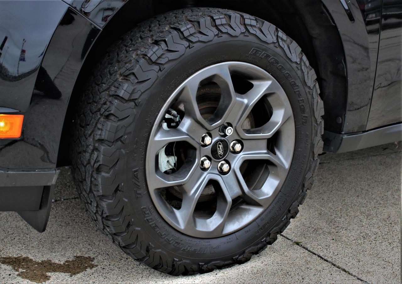 2022 Ford Maverick XLT AWD SuperCrew Photo