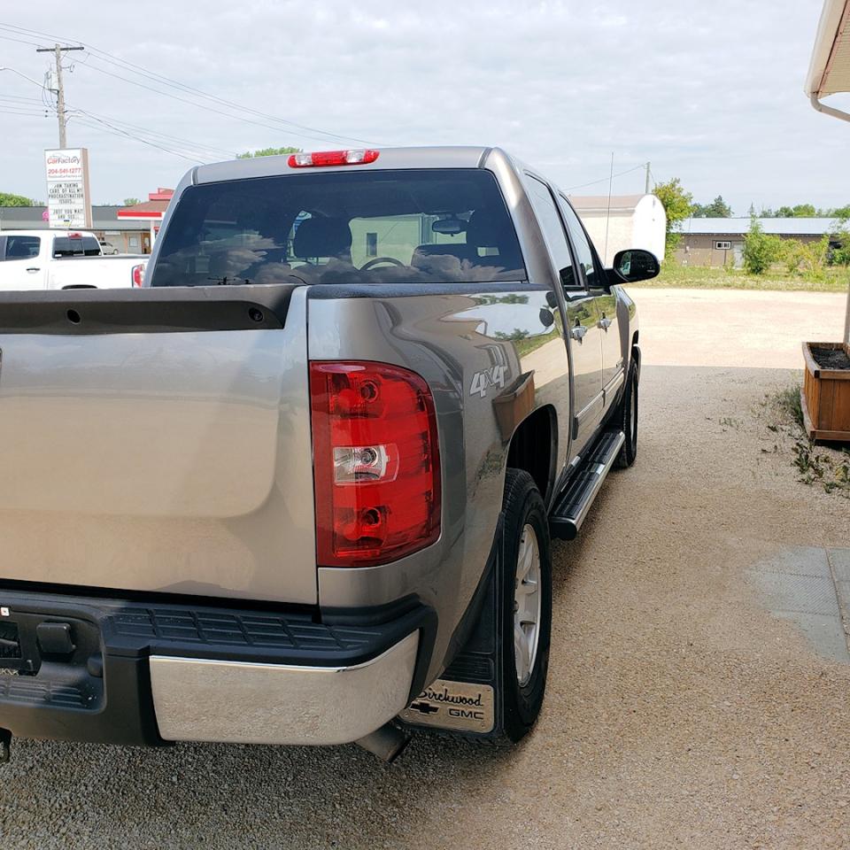 2013 Chevrolet Silverado 1500 4WD Crew Cab 143.5" LS Cheyenne Edition - Photo #12