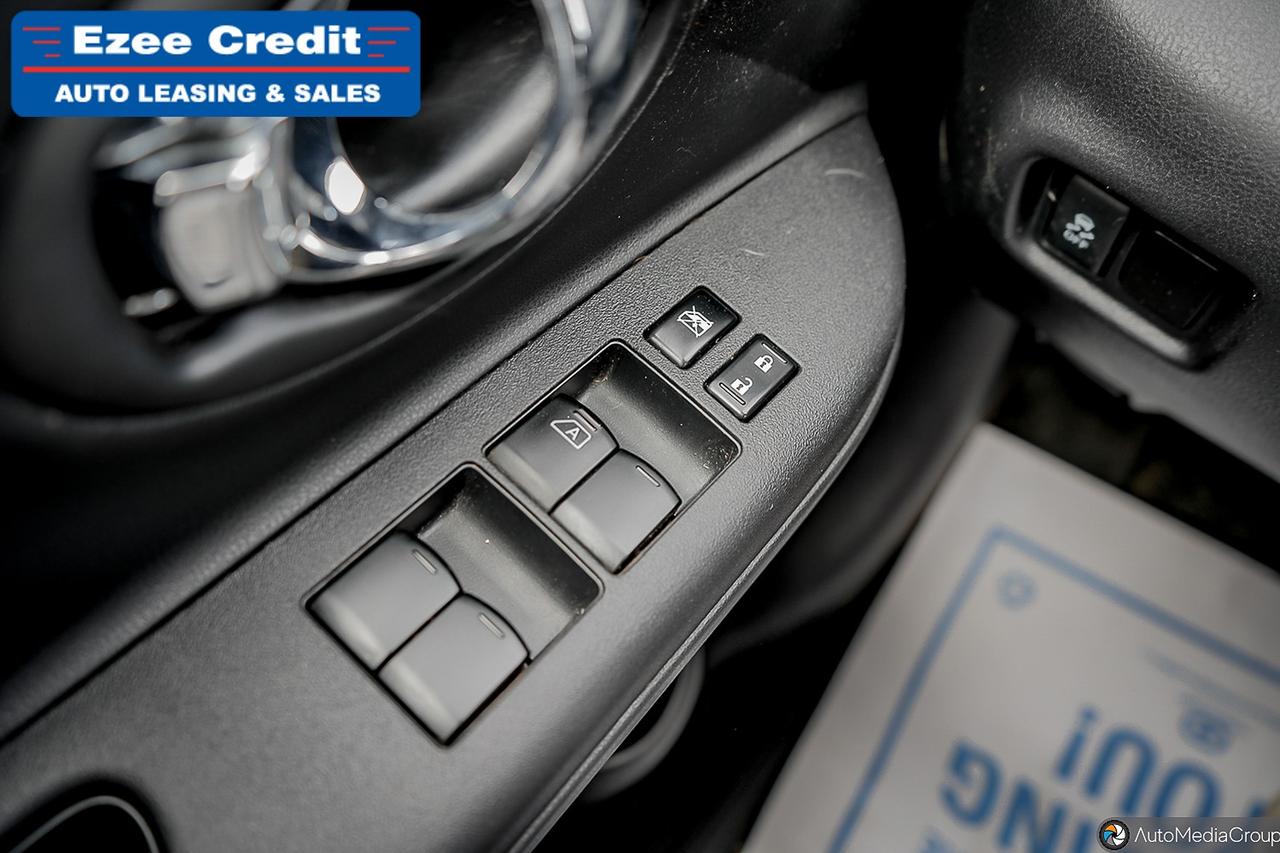 2015 Nissan Micra S Photo