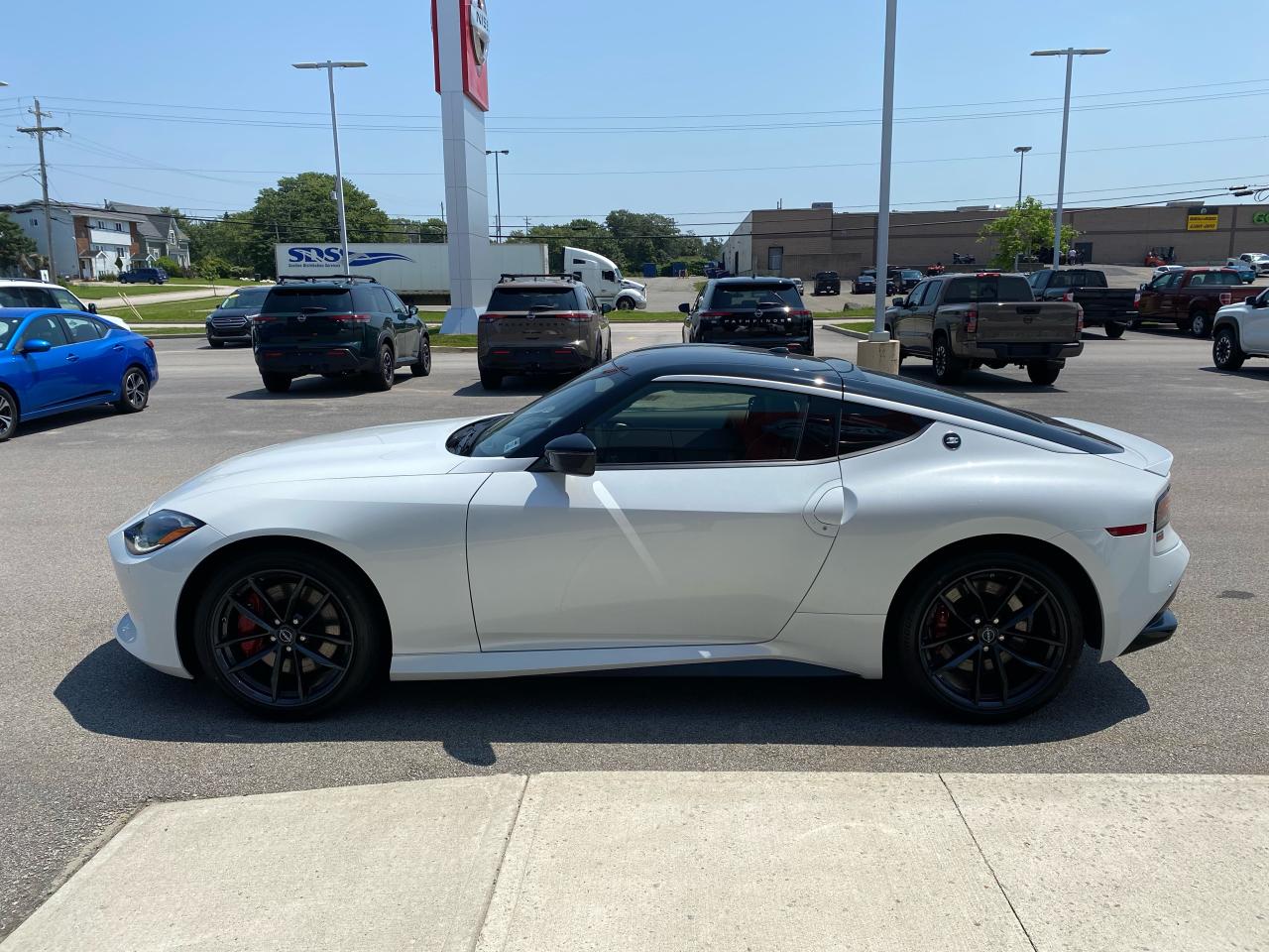 2023 Nissan 370Z PERFORMANCE COUPE Photo3