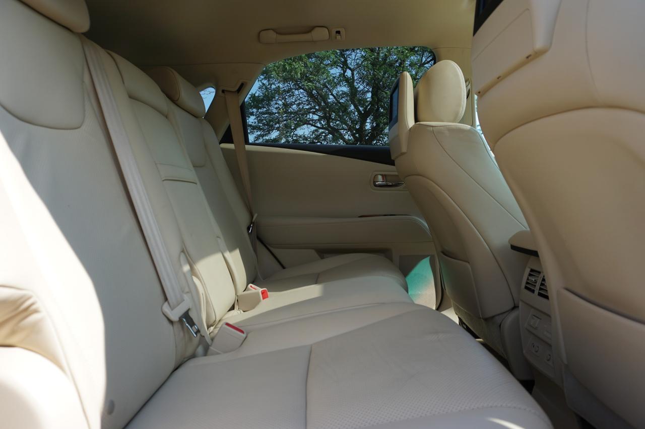 2010 Lexus RX 450h LOW KM'S / ULTRA PREMIUM PACKAGE / DEALER SERVICED - Photo #25