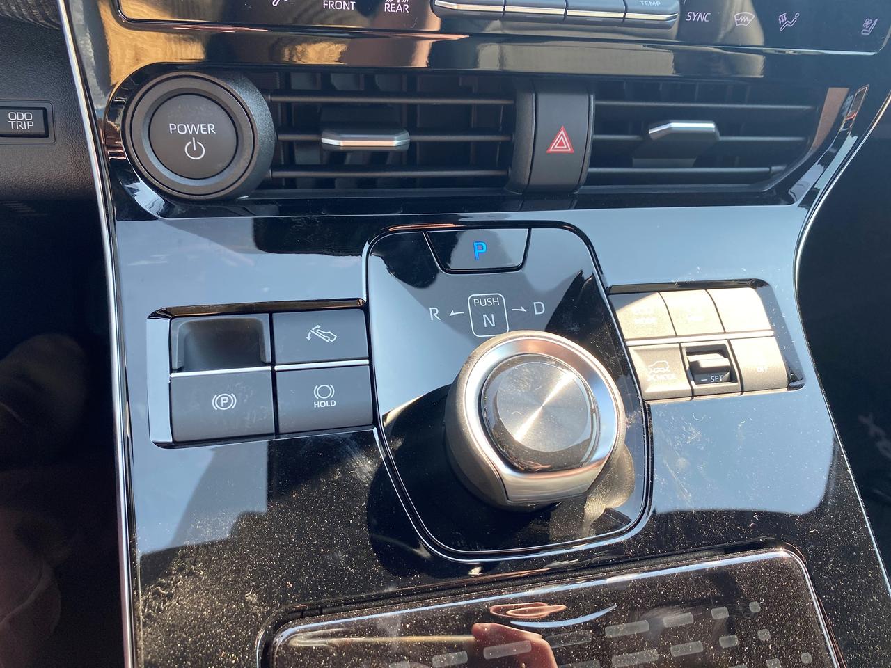 2023 Toyota bZ4X XLE Photo