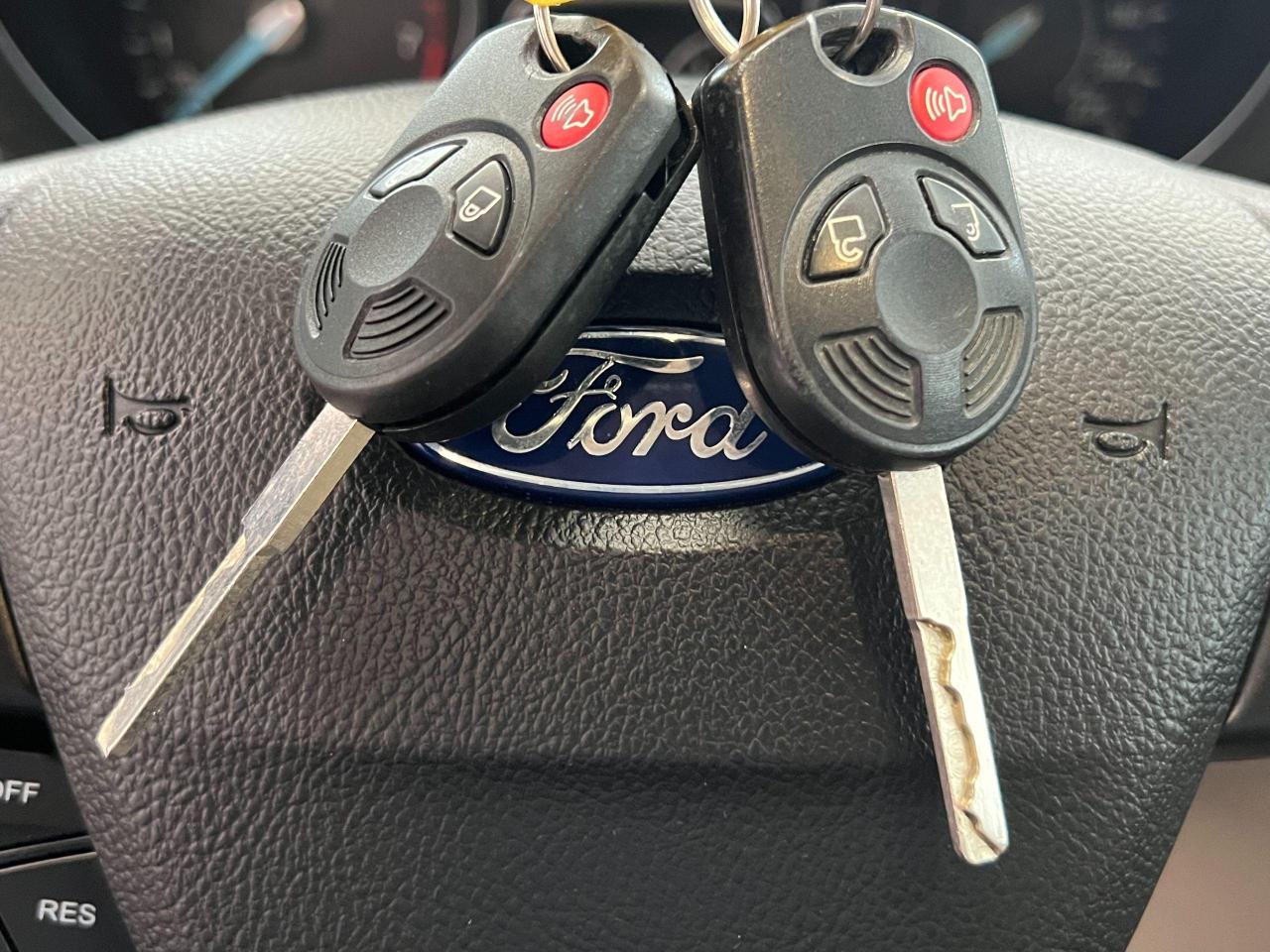 2017 Ford Escape SE+APPLEPLAY+CAMERA+Bluetooth+SENSORS+CLEAN CARFAX Photo77