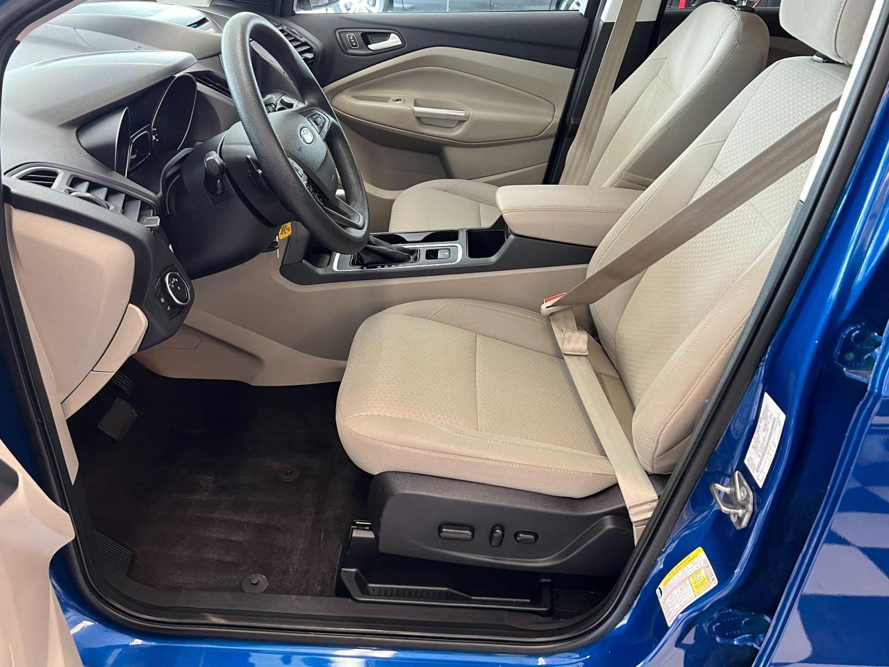2017 Ford Escape SE+APPLEPLAY+CAMERA+Bluetooth+SENSORS+CLEAN CARFAX Photo80