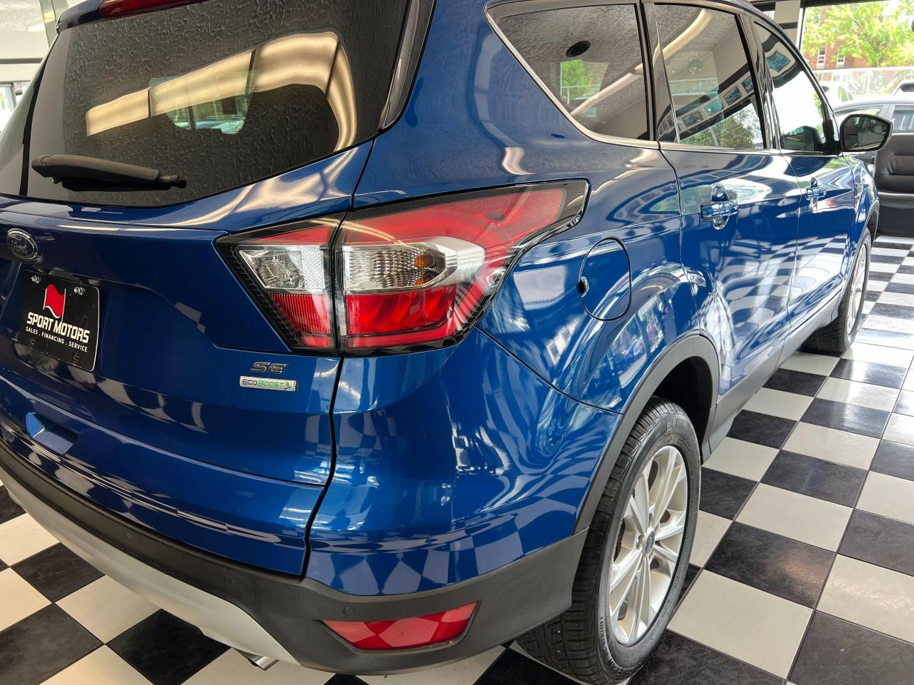 2017 Ford Escape SE+APPLEPLAY+CAMERA+Bluetooth+SENSORS+CLEAN CARFAX - Photo #32
