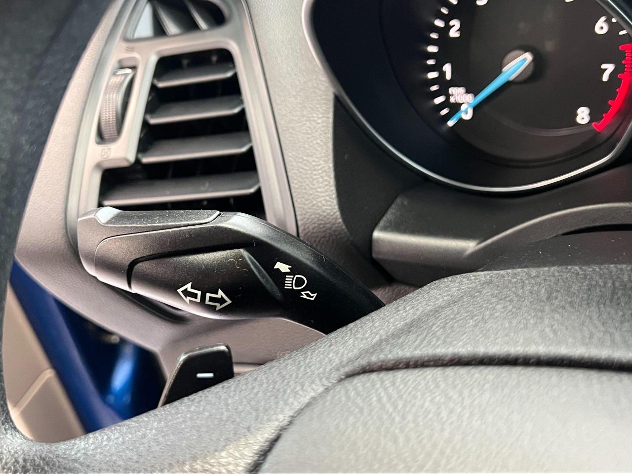 2017 Ford Escape SE+APPLEPLAY+CAMERA+Bluetooth+SENSORS+CLEAN CARFAX - Photo #39