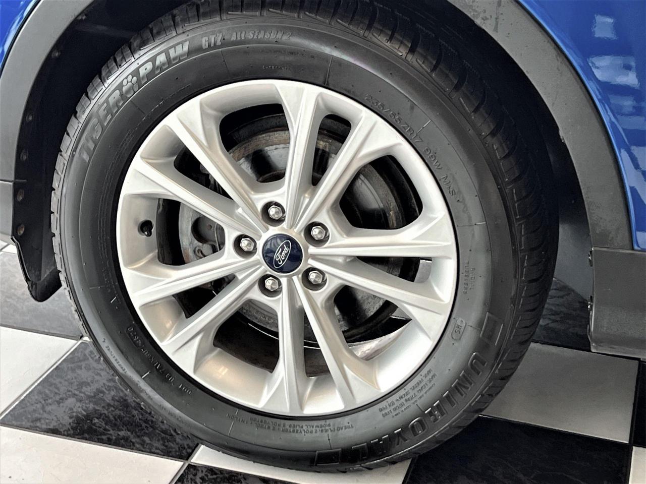 2017 Ford Escape SE+APPLEPLAY+CAMERA+Bluetooth+SENSORS+CLEAN CARFAX - Photo #44