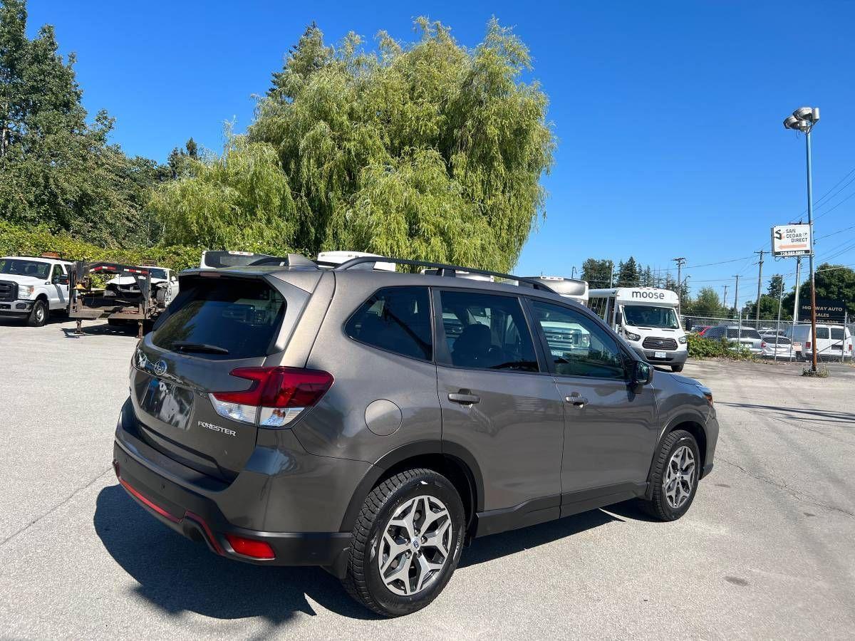 2021 Subaru Forester 2.5i Touring - Photo #10