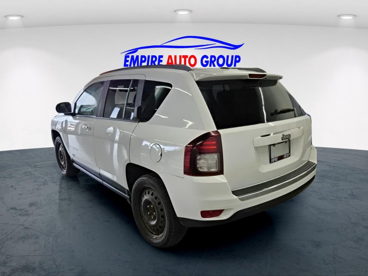 2015 Jeep Compass Limited 4X4 Photo