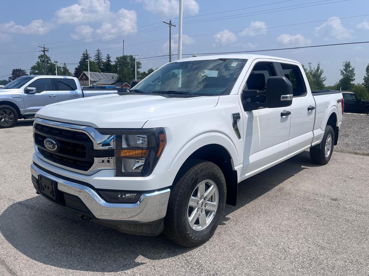 2023 Ford F-150 XLT Photo0