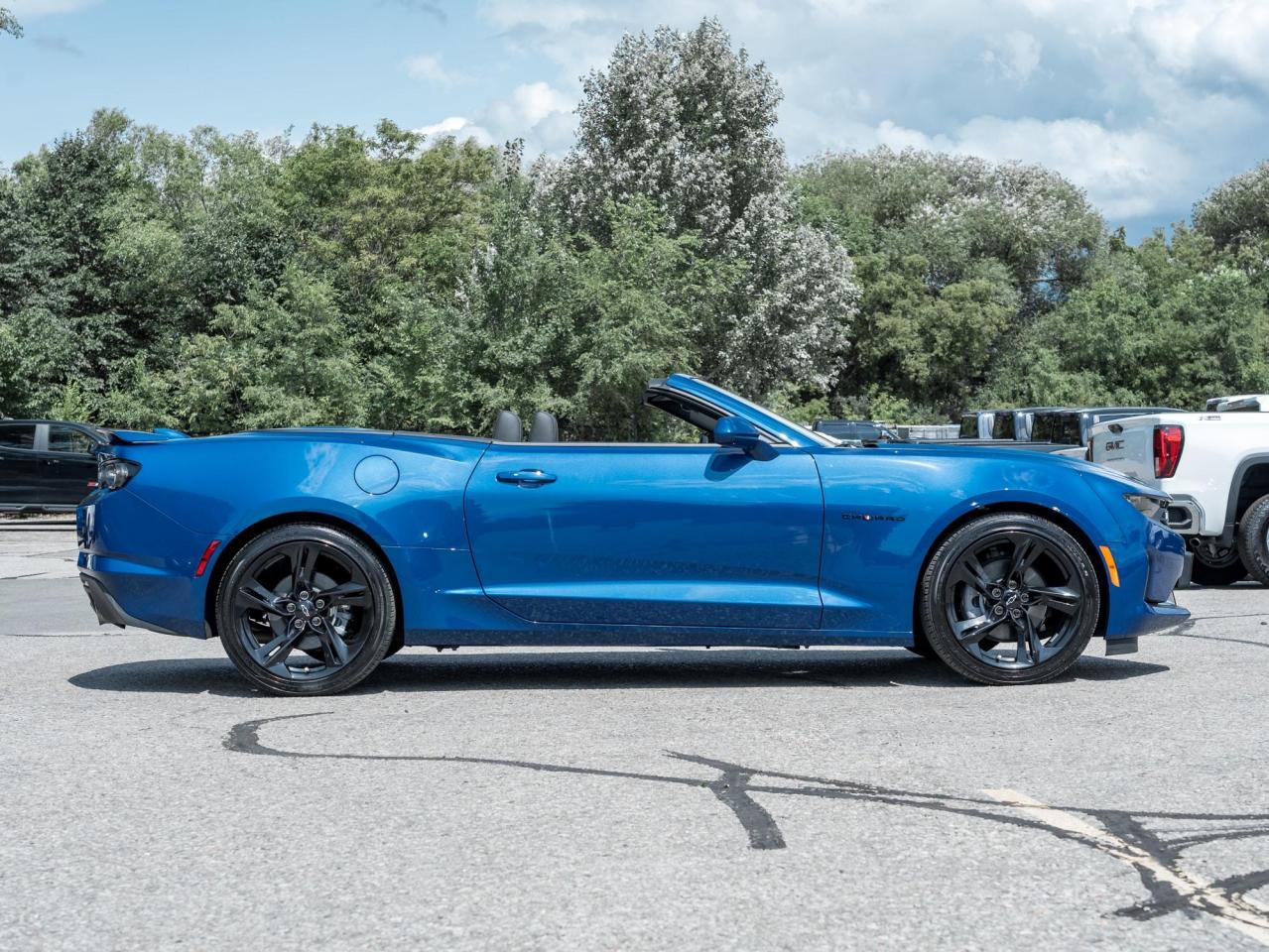 2022 Chevrolet Camaro 2LT Photo