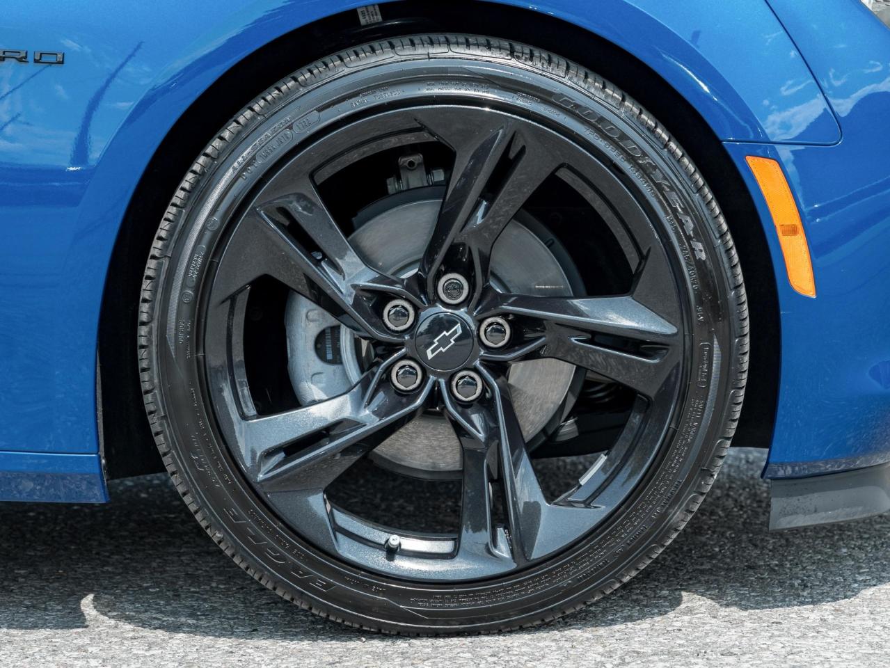 2022 Chevrolet Camaro 2LT Photo