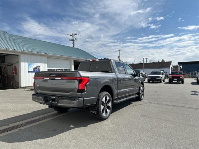 2023 Ford F-150 Lightning Platinum Photo4