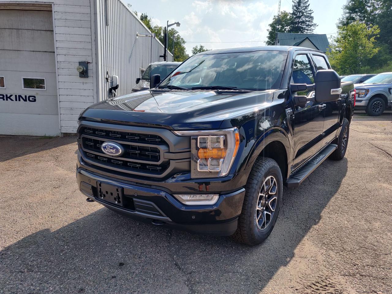 Image - 2023 Ford F-150 4X4 SUPERCREW XLT 2.7L 302A