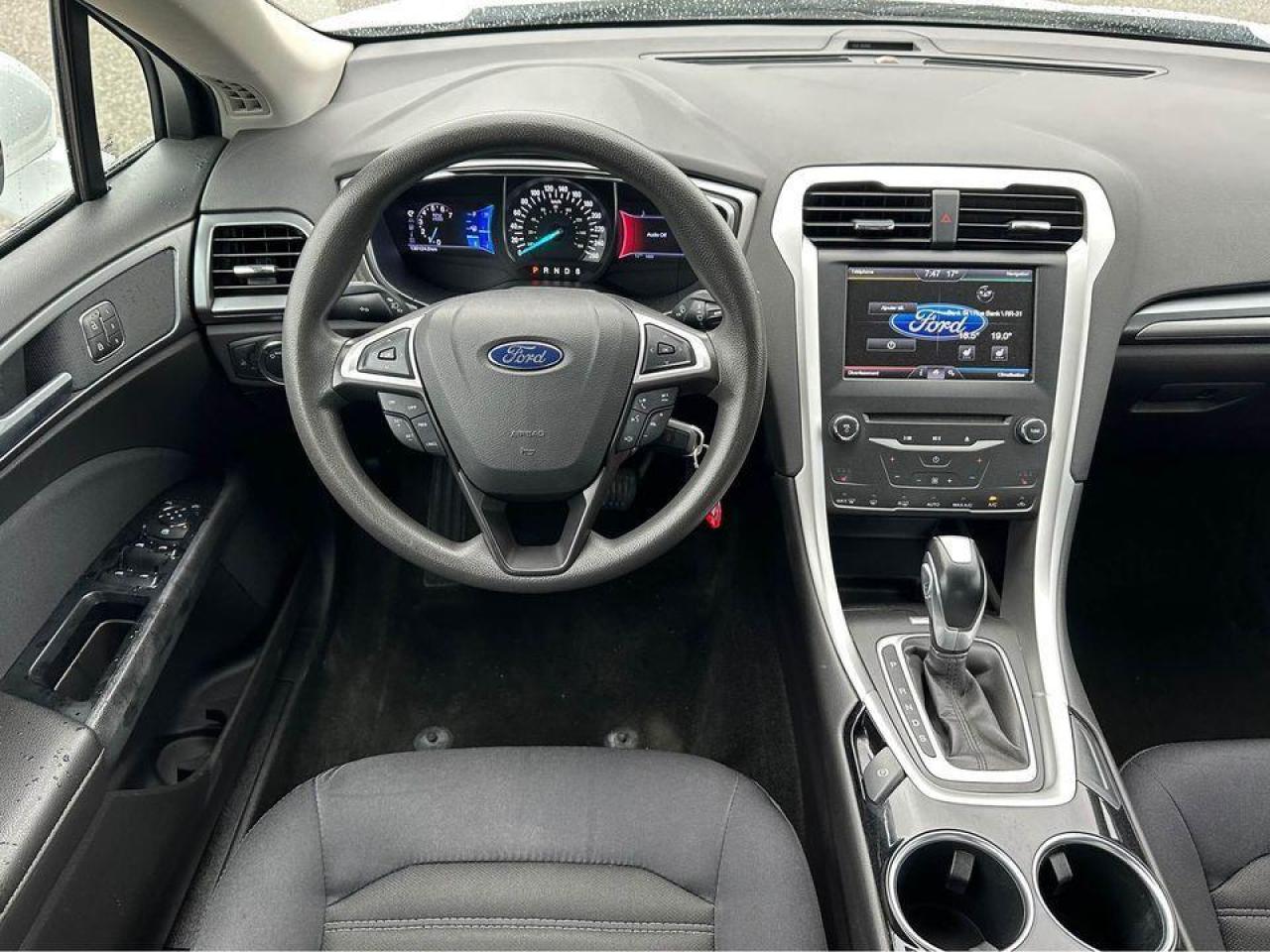 2013 Ford Fusion SE/ Navigation - Safety Certified - Photo #8