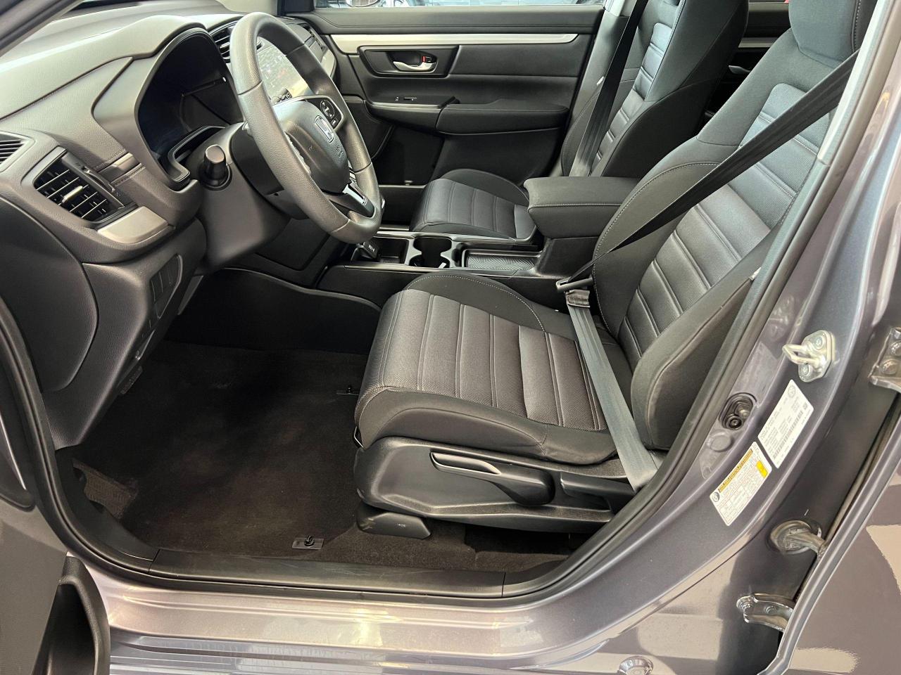 2018 Honda CR-V LX+APPLE CARPLAY+CAMERA+New Tires+CLEANC CARFAX Photo74