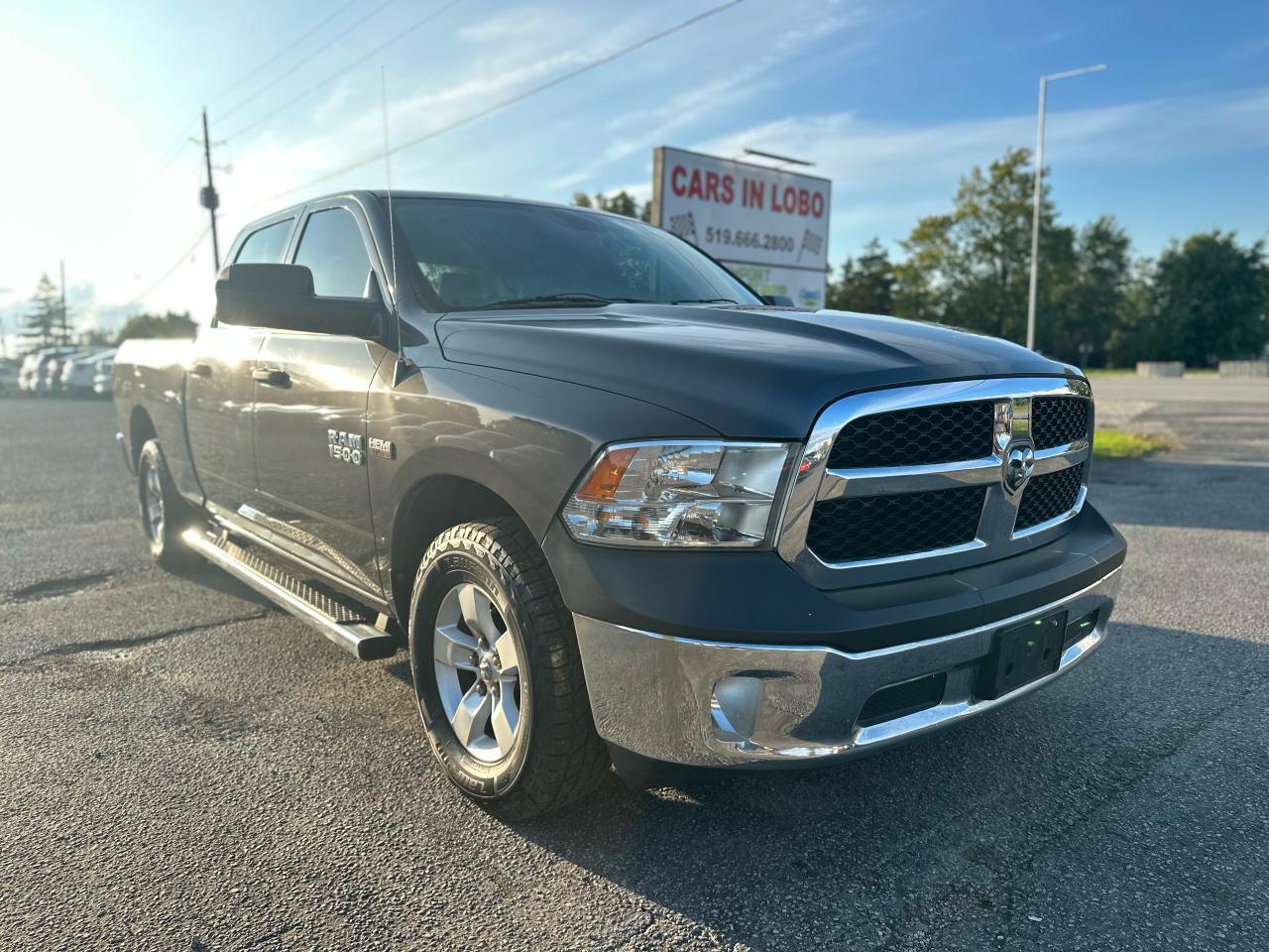 2014 RAM 1500 ST Photo1