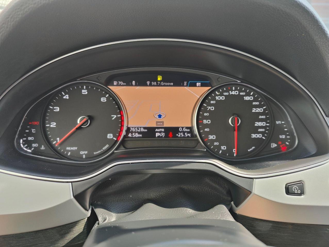 2019 Audi Q7 Komfort • 7 Passenger • No accidents! - Photo #25