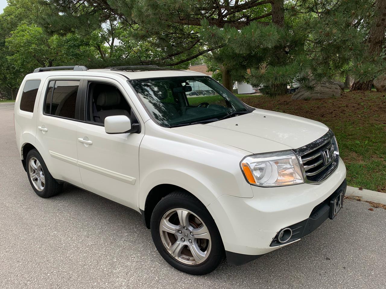 2014 Honda Pilot EX-L 4WD! 1 LOCAL FEMALE OWNER!! NO INSUR. CLAIMS! - Photo #1