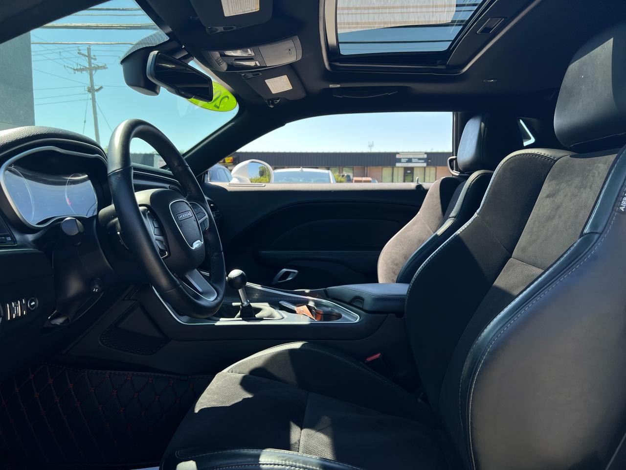 2018 Dodge Challenger R/T SHAKER Photo11