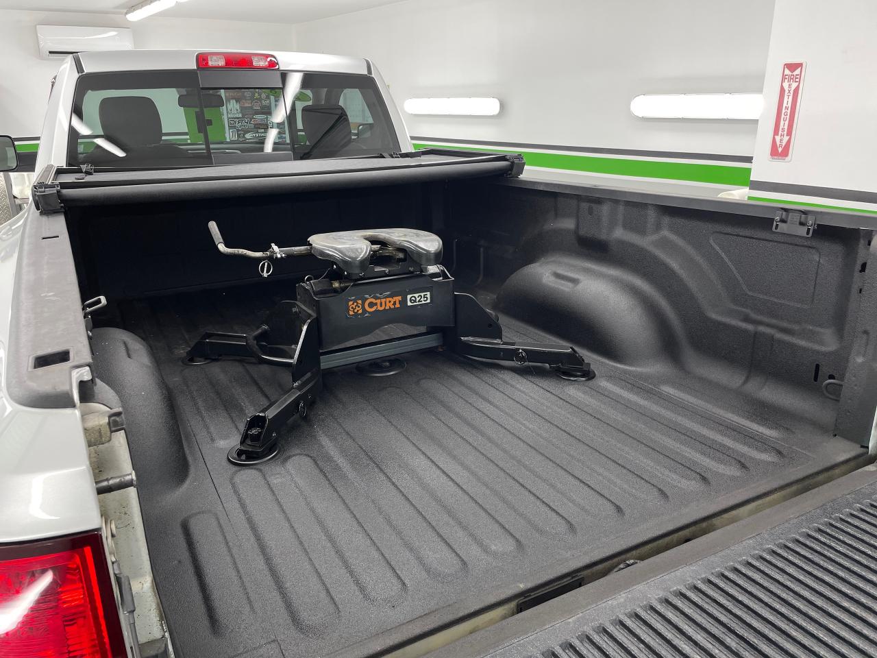 2018 RAM 3500 SLT - Photo #7