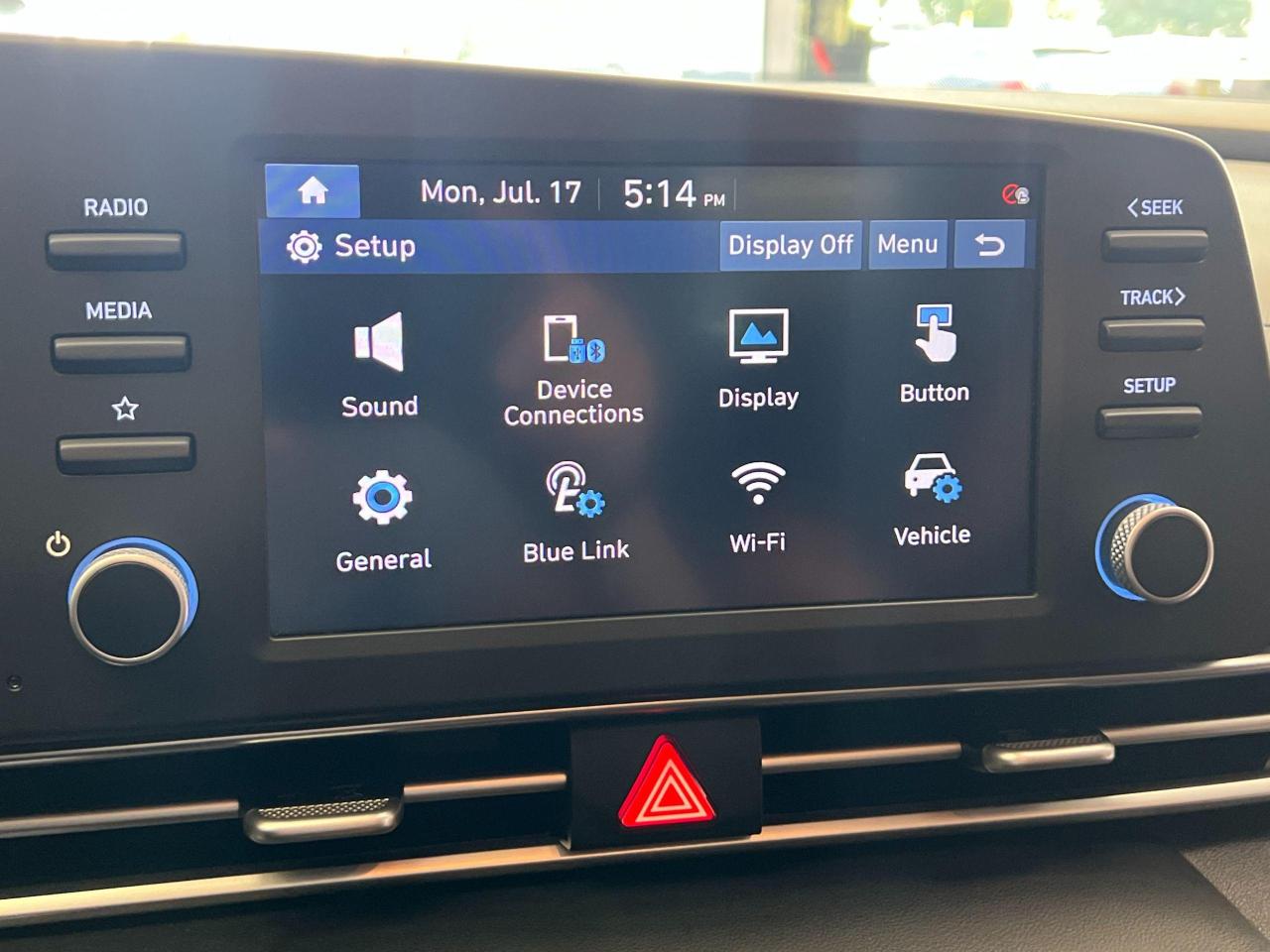 2022 Hyundai Elantra Preferred+Sunroof+Tinted+Apple Play+CLEAN CARFAX - Photo #34
