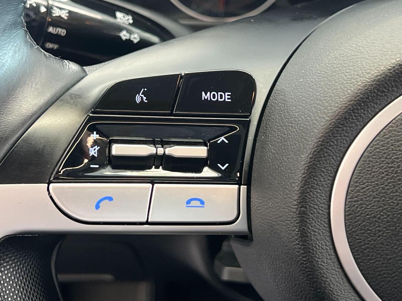 2022 Hyundai Elantra Preferred+Sunroof+Tinted+Apple Play+CLEAN CARFAX - Photo #48