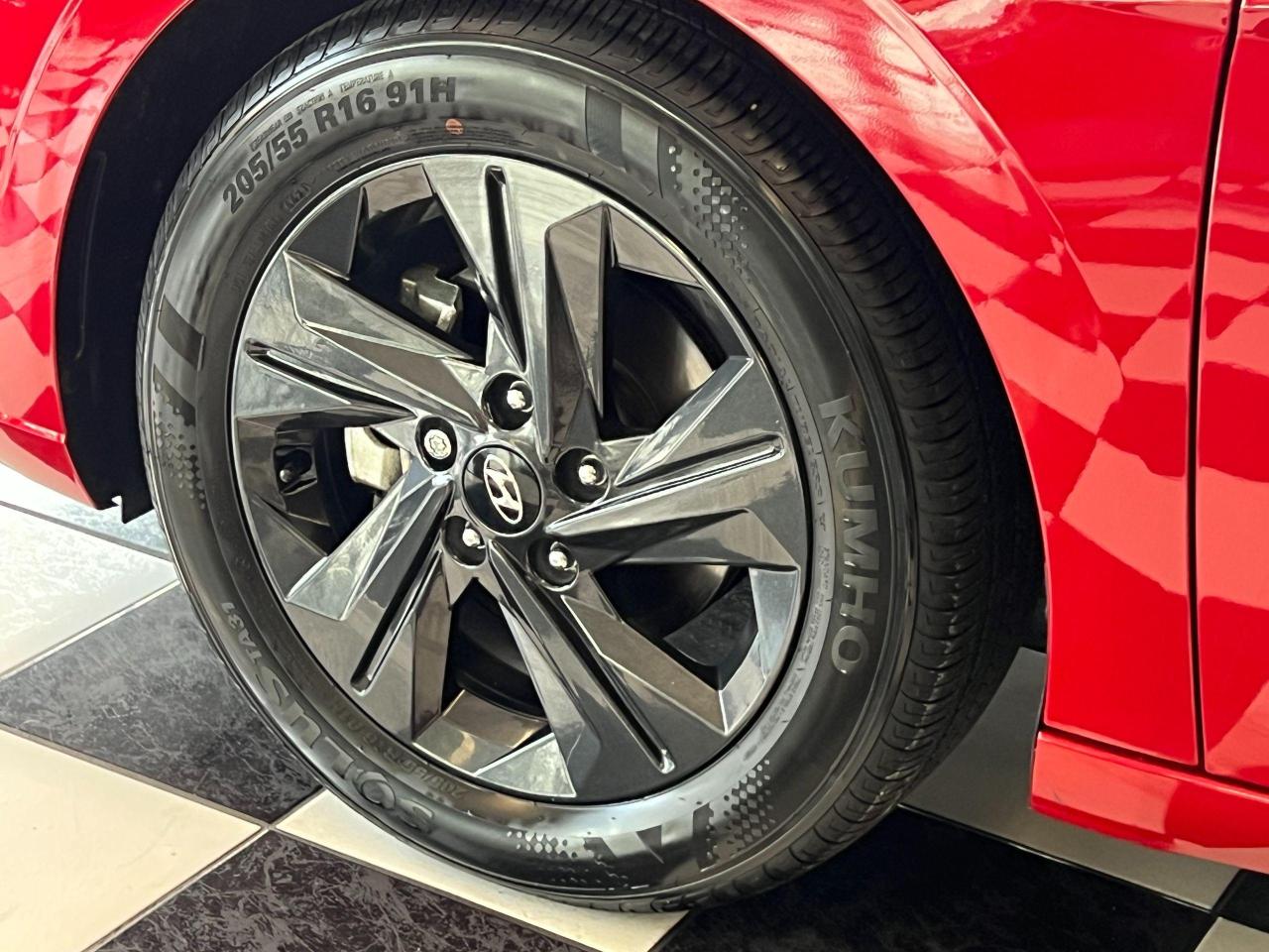 2022 Hyundai Elantra Preferred+Sunroof+Tinted+Apple Play+CLEAN CARFAX - Photo #57