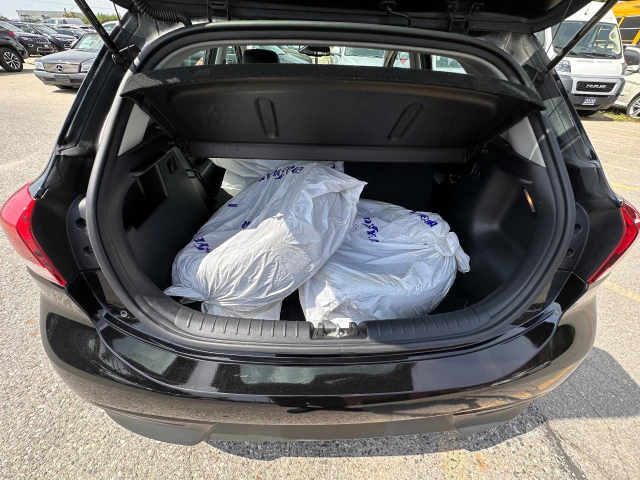 2018 Kia Rio  - Photo #16