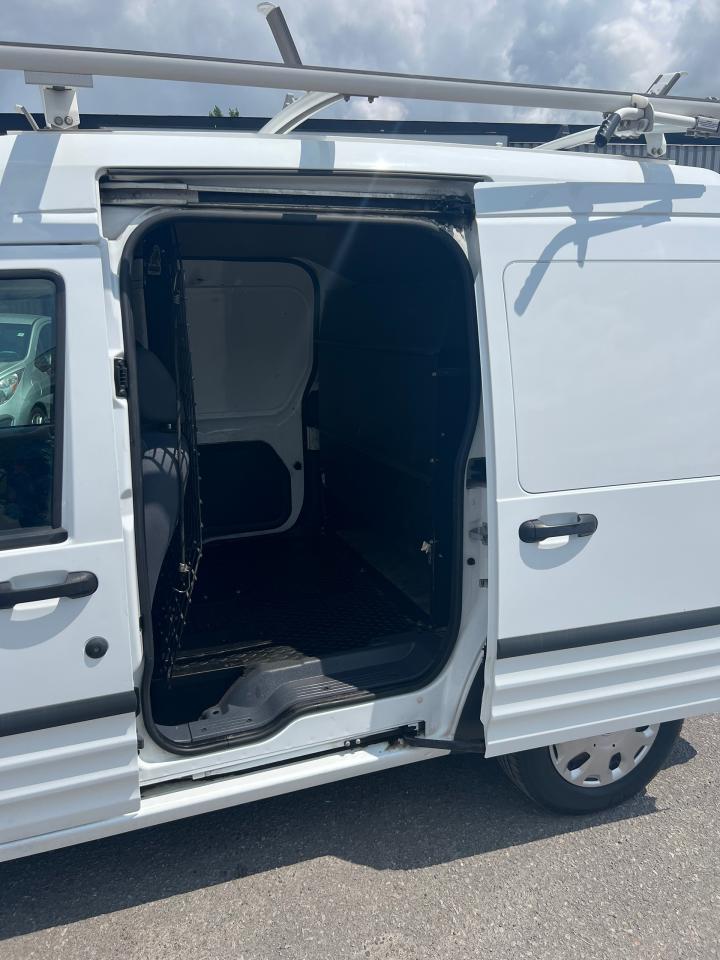 2010 Ford Transit Connect 114.6" w/o rear door glass - Photo #11