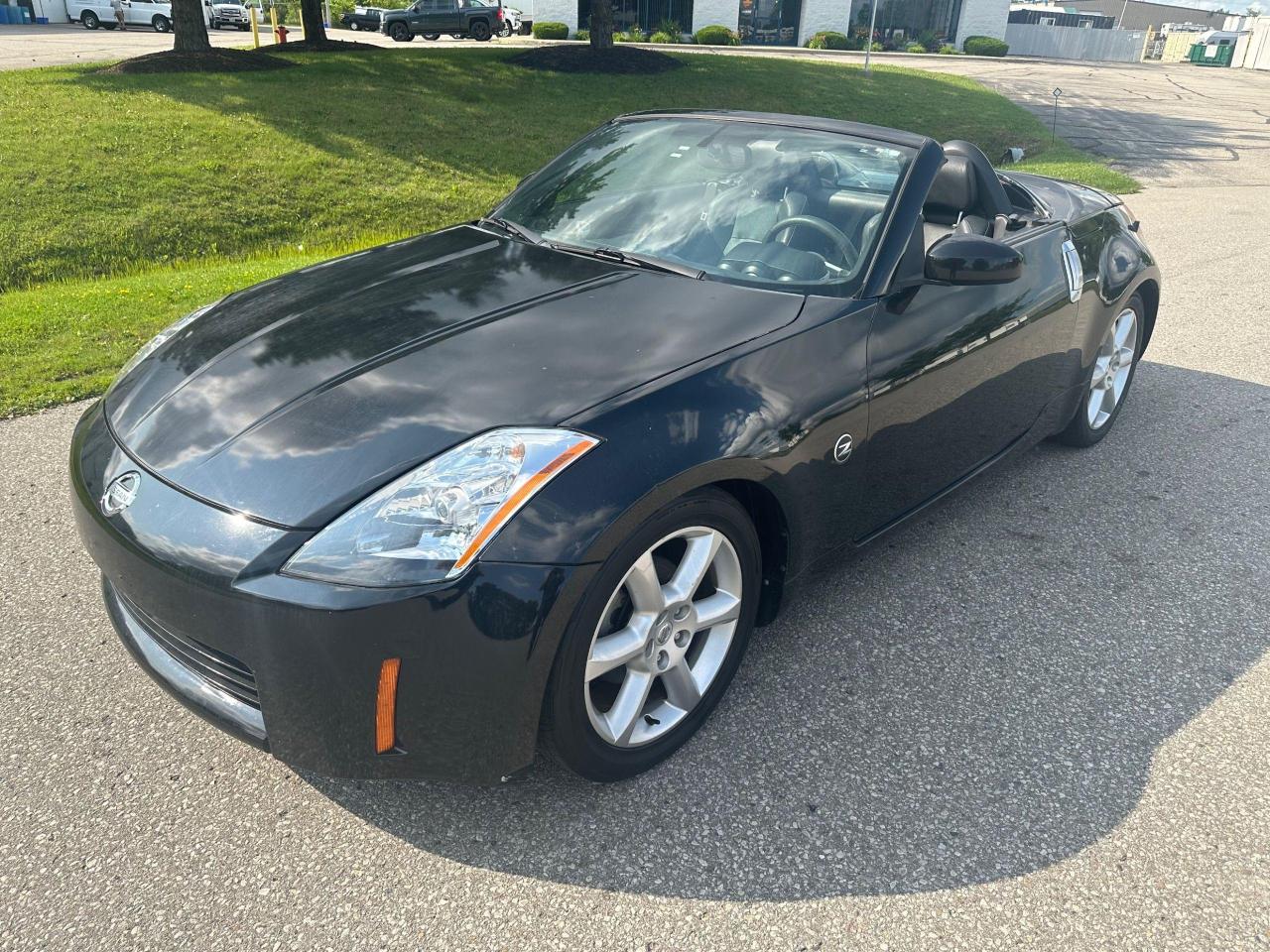 2004 Nissan 350Z 2dr Roadster Touring Manual