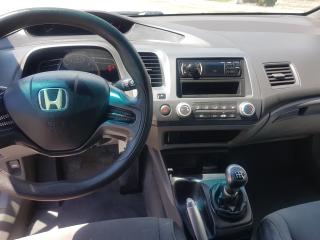 2006 Honda Civic DX Sedan - Photo #11