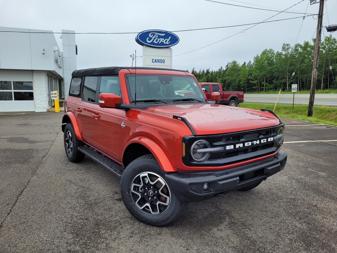 2023 Ford Bronco OUTER BANKS 4 DOOR 4X4 Photo0