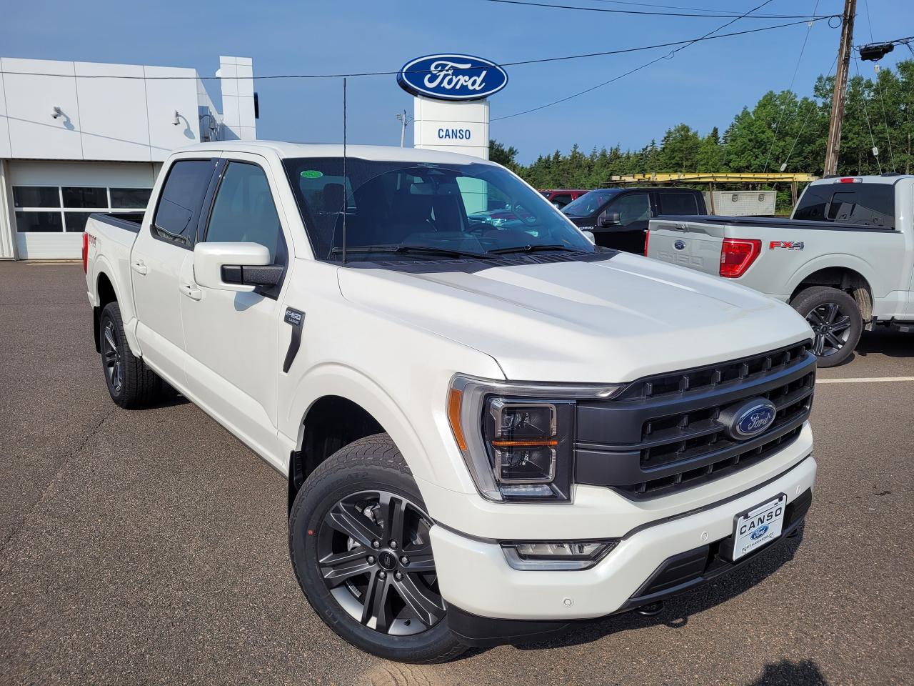 2023 Ford F-150 LARIAT 4WD SUPERCREW 5.5' BOX Photo0