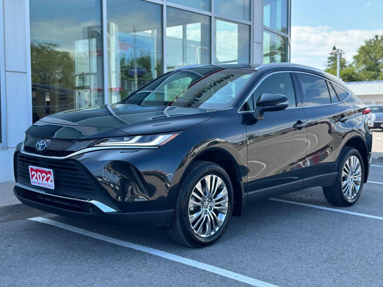 Used 2022 Toyota Venza XLE-ONE OWNER BOUGHT AND SERVICED HERE! for sale in Cobourg, ON