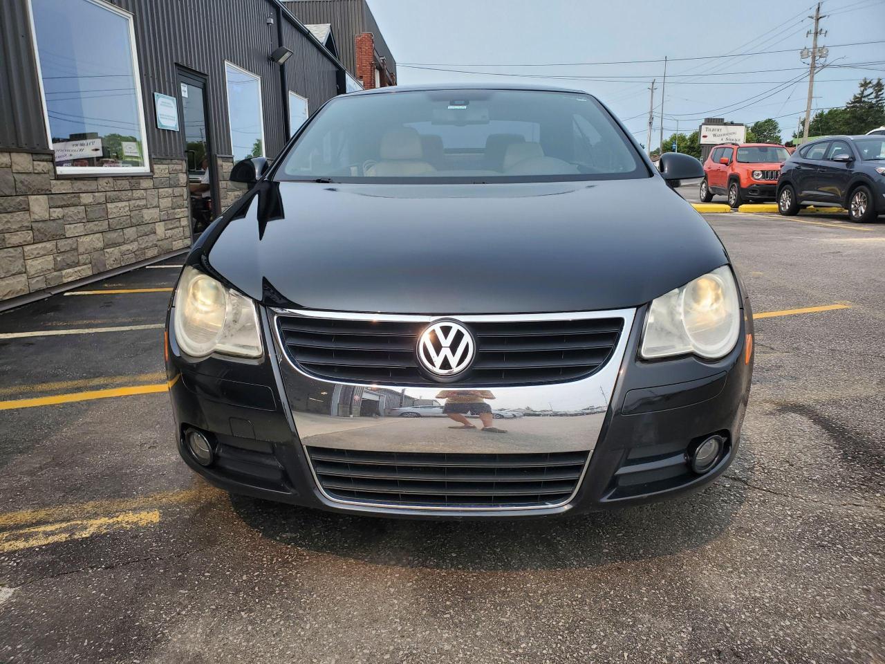 2008 Volkswagen Eos HARD TOP CONVERTIBLE-LEATHER-SUNROOF - Photo #11