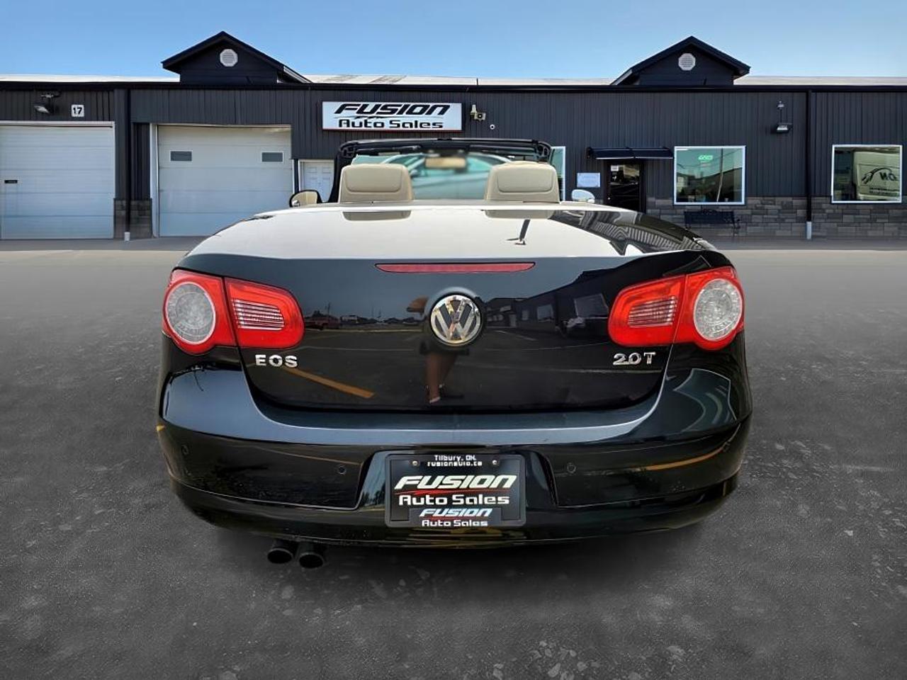 2008 Volkswagen Eos HARD TOP CONVERTIBLE-LEATHER-SUNROOF Photo