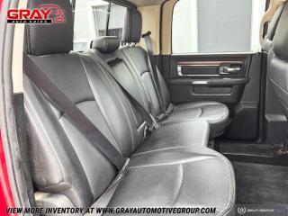 2014 RAM 1500 4WD Crew Cab 140.5" Laramie - Photo #17