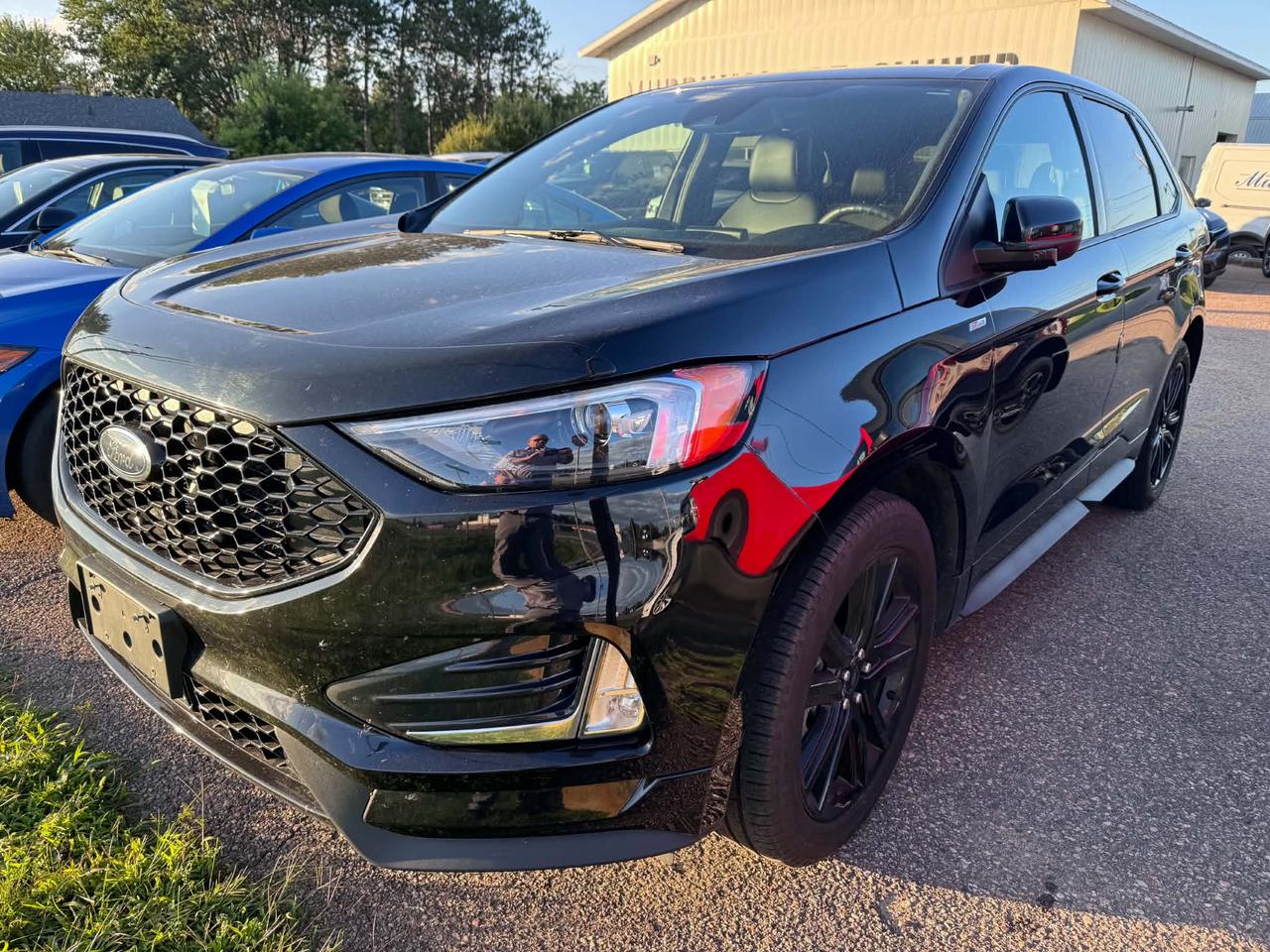 2024 Ford Edge ST Line Photo5