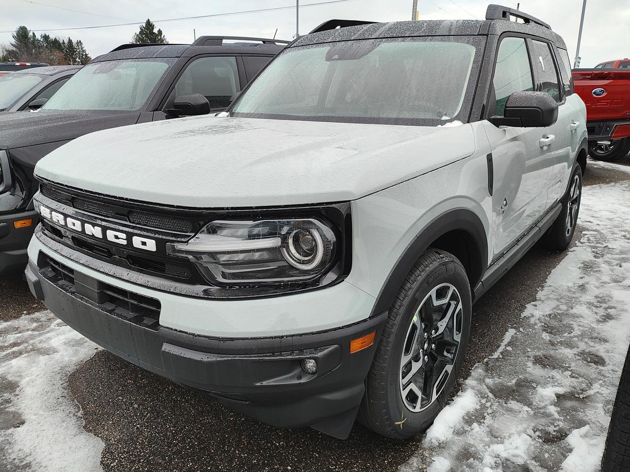 2023 Ford Bronco Sport Outer Banks Photo5