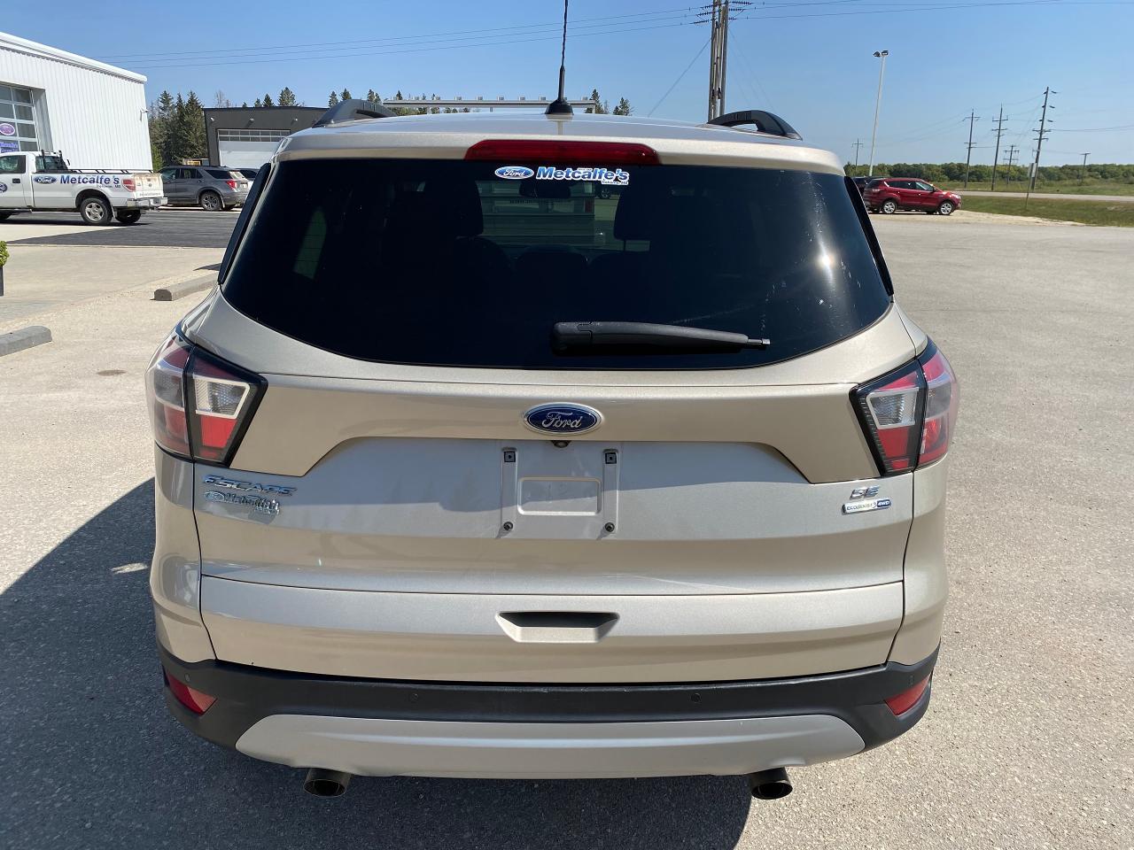 2017 Ford Escape SE Photo5