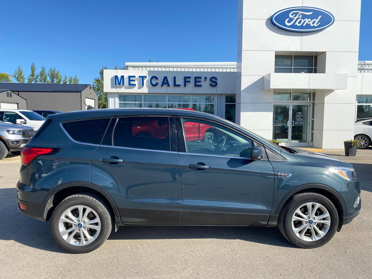 2019 Ford Escape SE Photo0