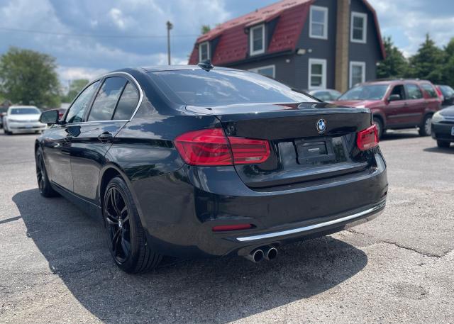 2017 BMW 3 Series 330i xDrive Photo5