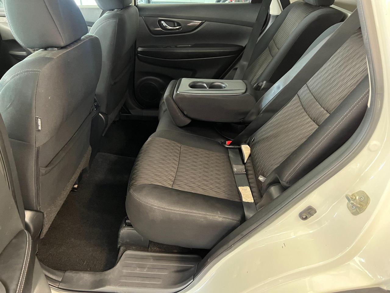 2017 Nissan Rogue SV AWD+New Tires+Bluetooth+Camera+Heated Seats - Photo #20