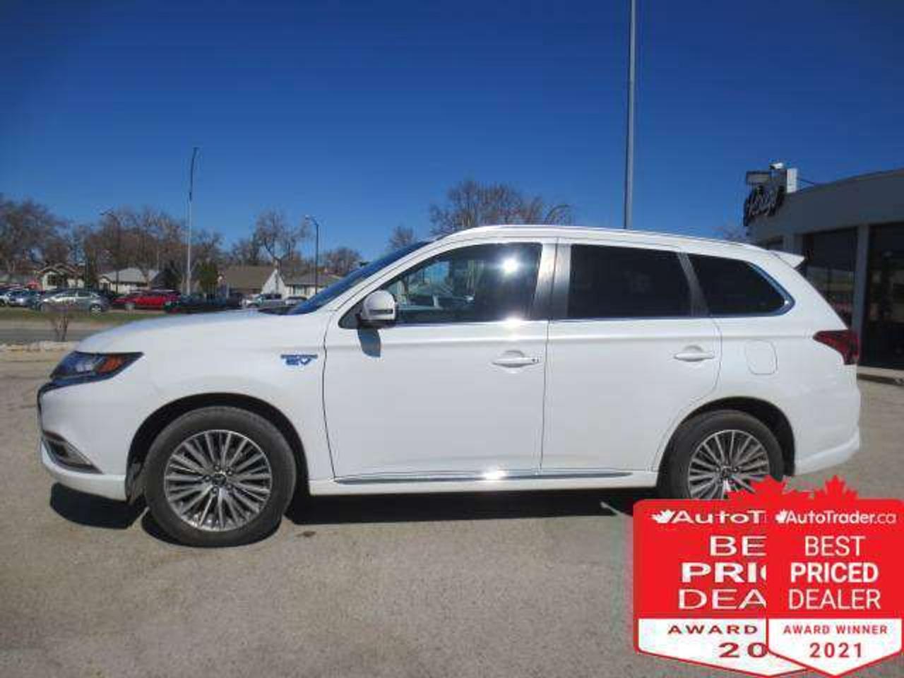 Best of All worlds, Electric Plug in/Hybrid and Gas Vehicle Only 68,000 Km, 2.0 4 Cyl, Auto, AWD, Leather, Heated Seats, Heated Steering Wheel, Sunroof, Rear Camera, Bluetooth, Blind Spot Assist, USB, Power Liftgate, Steering Wheel Controls, A/C, Tilt, Cruise, Loaded, Keyless Entry, Much more, 

Family Owned and Operated Celebrating Over 40 Years of Business, **NO FEES** (tax not included) 

Dealer Permit # 4273